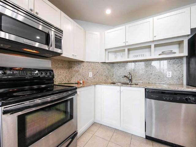 For Lease 218 Queens Quay Unit# 1711, Toronto, Ontario