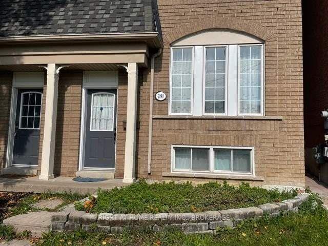 For Lease 2194 St Clair Avenue, Toronto, Ontario