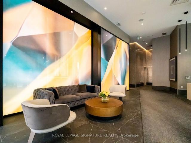 For Lease 219 Dundas Street Unit# 810, Toronto, Ontario
