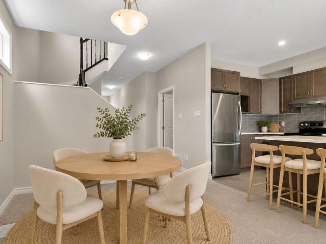 For Lease 210 Bandelier Way, Stittsville Munster Richmond, Ontario