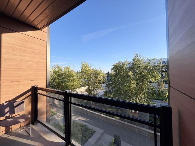 For Lease 210 Sabina Drive Unit# 205, Oakville, Ontario