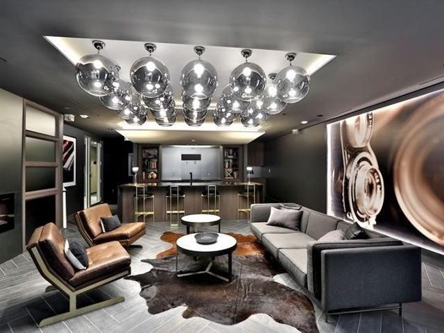 For Lease 210 Sabina Drive Unit# 404, Oakville, Ontario