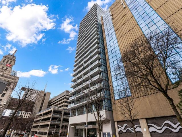 For Lease 210 Simcoe Street Unit# 1706, Toronto, Ontario