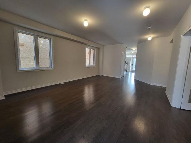 For Lease 2117 Coppermine UPPER Street, Oshawa, Ontario