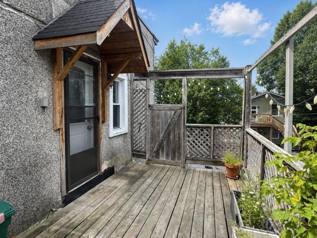 For Lease 211 Hannah Street, Vanier and Kingsview Park, Ontario