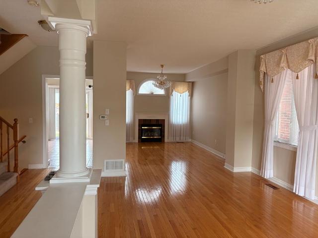 For Lease 211 Stonebridge Drive, Markham, Ontario