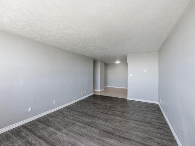 For Lease 212 Brock Street Unit# 106, Peterborough, Ontario
