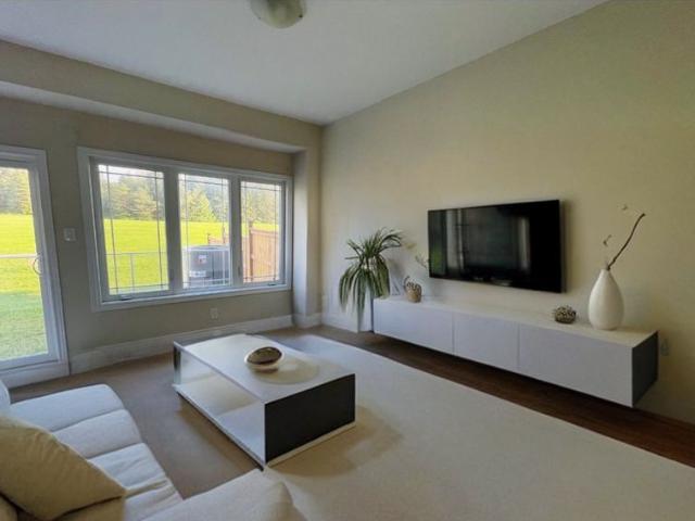 For Lease 21 Deneb Street, Barrie, Ontario