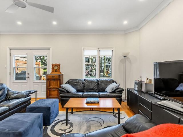 For Lease 21 Hadley Road, Toronto, Ontario