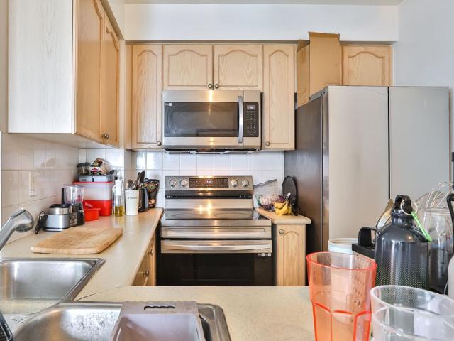 For Lease 21 Hillcrest Avenue Unit# 2507, Toronto, Ontario