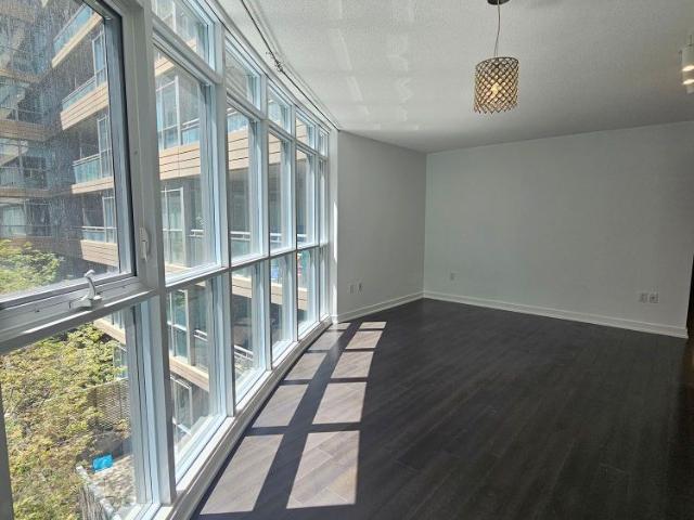 For Lease 21 Iceboat Terrace Unit# 533, Toronto, Ontario