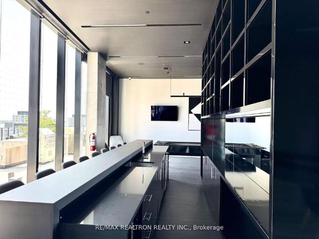 For Lease 21 Lawren Harris Square Unit# 1101, Toronto, Ontario