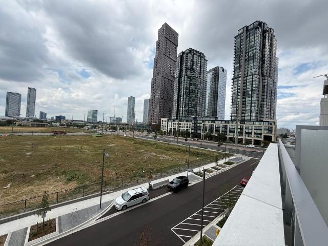 For Lease 21 Meadowdale Road Unit# 305, Vaughan, Ontario