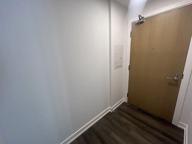 For Lease 21 Meadowdale Road Unit# 407, Vaughan, Ontario