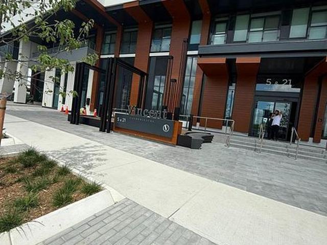 For Lease 21 meadowdale Road Unit# 611, Vaughan, Ontario