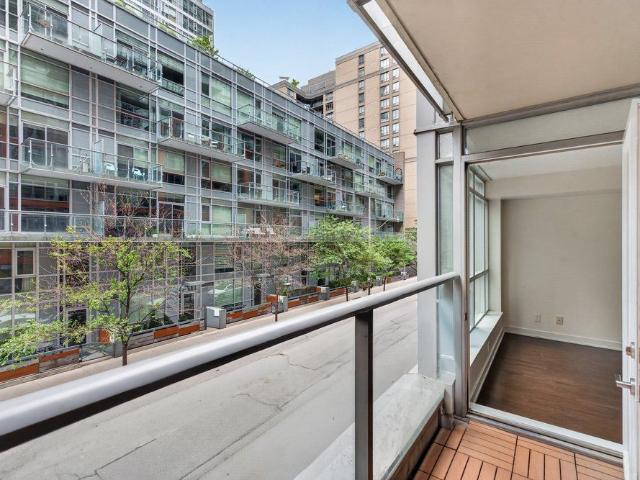 For Lease 21 Nelson Street Unit# 216, Toronto, Ontario