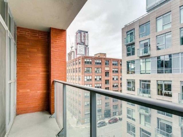 For Lease 21 Nelson Street Unit# 709, Toronto, Ontario