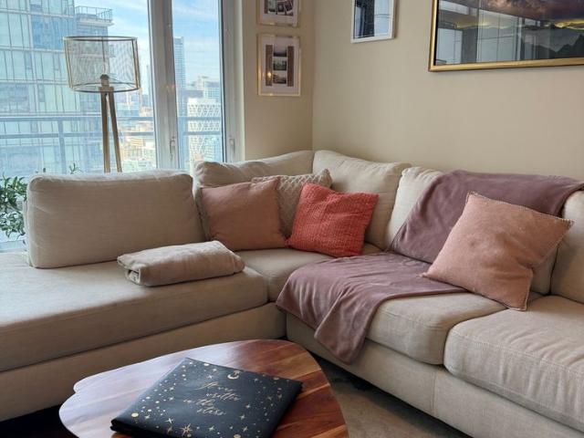 For Lease 21 Widmer Street Unit# 3706, Toronto, Ontario