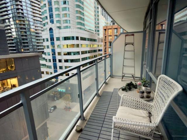 For Lease 21 Widmer Street Unit# 710, Toronto, Ontario