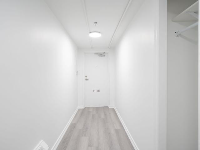 For Lease 2255 Weston Road Unit# B101, Toronto, Ontario