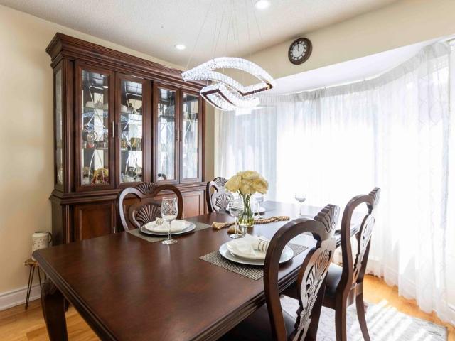 For Lease 2259 Munn's Avenue, Oakville, Ontario