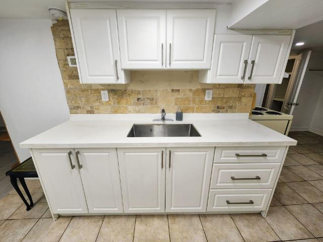 For Lease 225 Fourth Avenue Unit# Lower, Oshawa, Ontario