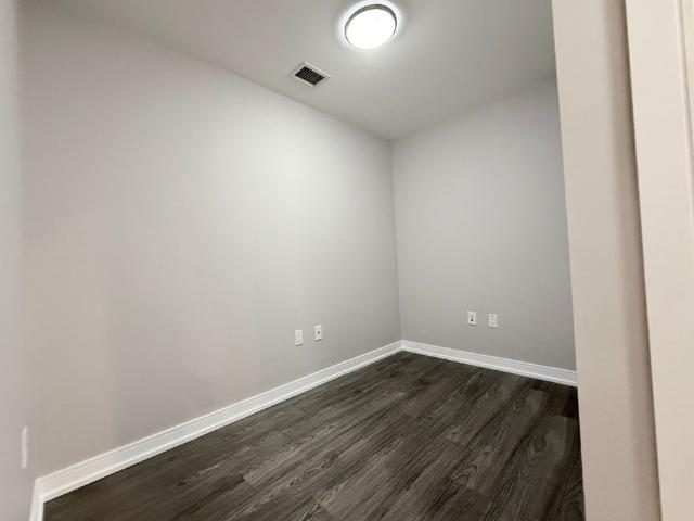 For Lease 225 Village Green Square Unit# 1001, Toronto, Ontario