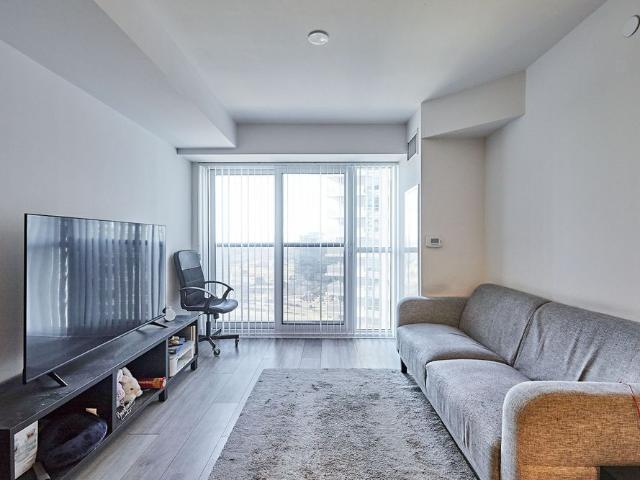 For Lease 225 Village Green Square Unit# 1804, Toronto, Ontario