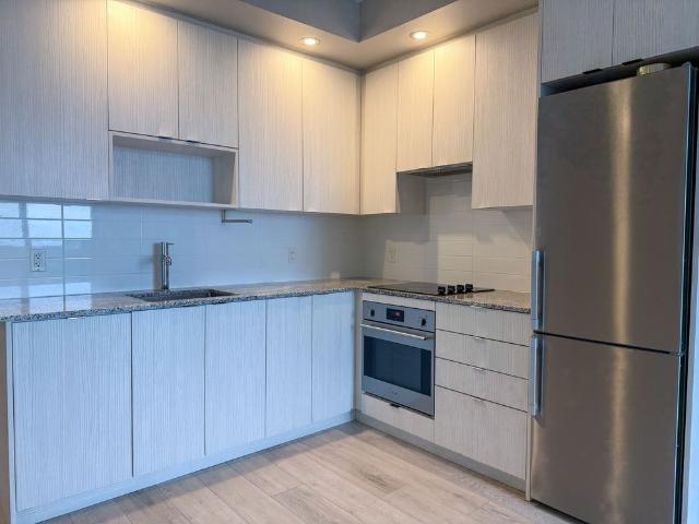 For Lease 225 Village Green Square Unit# 2705, Toronto, Ontario