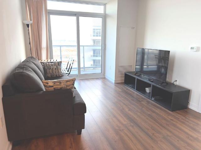 For Lease 225 Village Green Square Unit# 2808, Toronto, Ontario