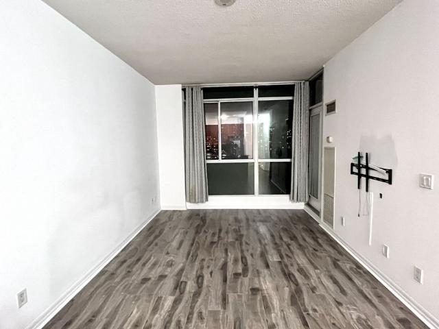 For Lease 225 Webb Drive Unit# 907, Mississauga, Ontario