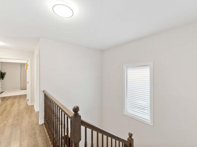For Lease 2283 Watercolours Way, Barrhaven, Ontario