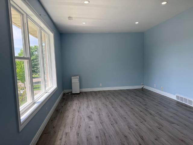 For Lease 228 Burnside Drive Unit# 3, London East, Ontario