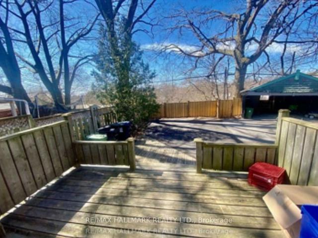 For Lease 228 Gainsborough Road Unit# Main & Second, Toronto, Ontario