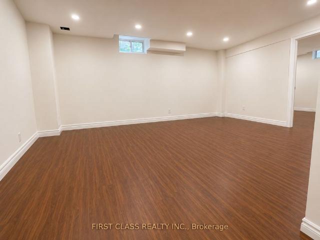 For Lease 2201 Stratus Drive, Oakville, Ontario