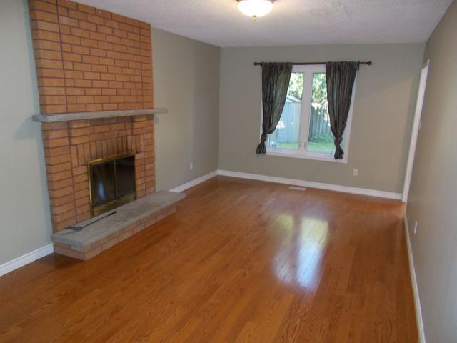 For Lease 2208 Golden Briar Trail, Oakville, Ontario