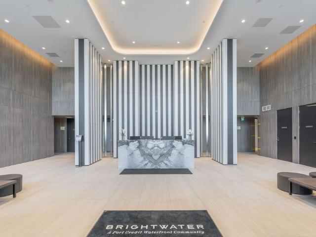 For Lease 220 Missinnihe Way Unit# 912, Mississauga, Ontario