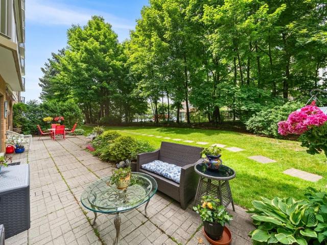 For Lease 2210 Lakeshore Road Unit# 104, Burlington, Ontario