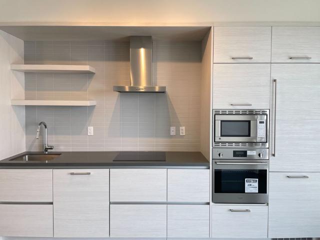 For Lease 2221 Yonge Street Unit# 4405, Toronto, Ontario
