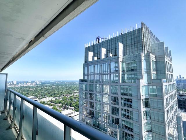 For Lease 2221 Yonge Street Unit# 4607, Toronto, Ontario