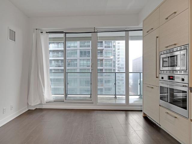 For Lease 2221 Yonge Street Unit# 1106, Toronto, Ontario