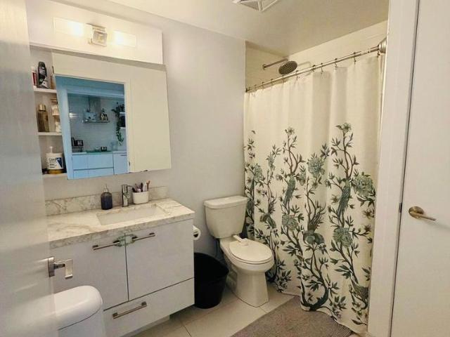 For Lease 2221 YONGE Street Unit# 2810, Toronto, Ontario