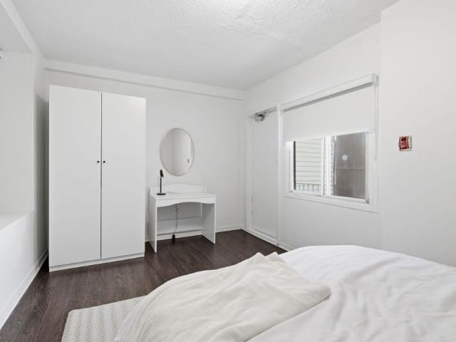 For Lease 223 Jameson Avenue Unit# 303, Toronto, Ontario