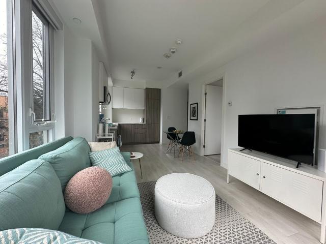 For Lease 223 St Clair Avenue Unit# 215, Toronto, Ontario