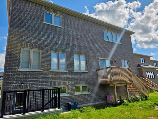 For Lease 223 Warden Street, Clearview, Ontario