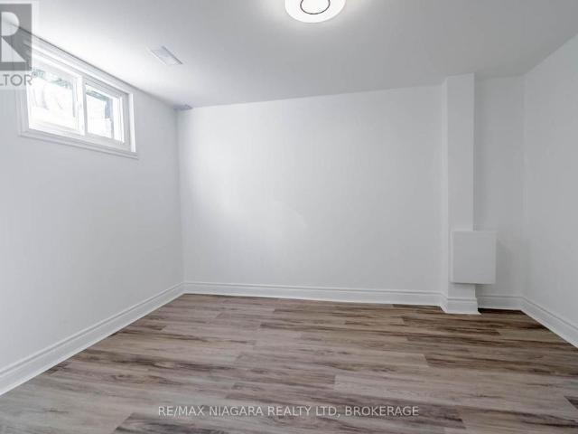 For Lease 22 CHANTLER Road Unit# LOWER, Welland, Ontario