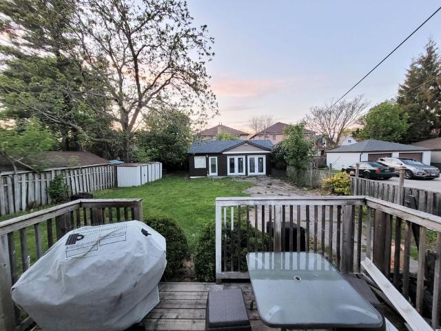 For Lease 22 Fairfield Avenue Unit# Basement, Toronto, Ontario