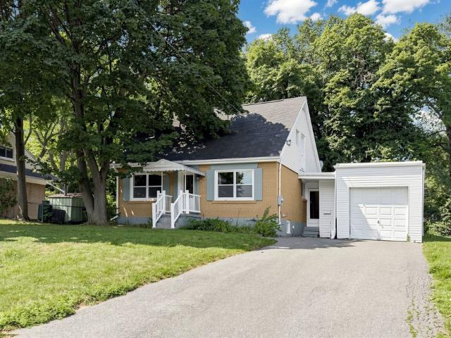 For Lease 22 HAVENRIDGE Drive, Toronto, Ontario