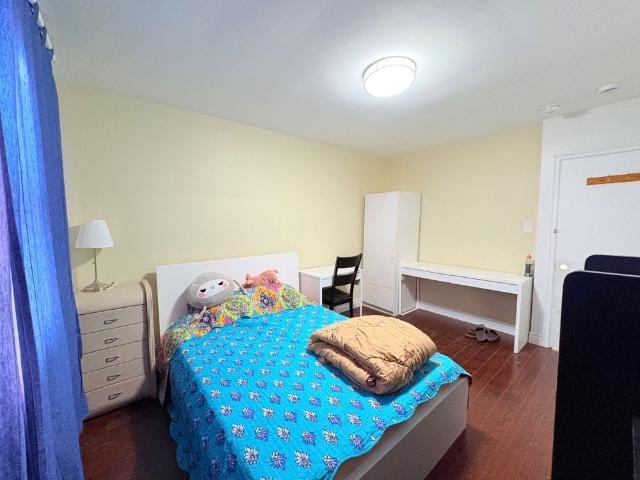 For Lease 22 Ivordale Crescent Unit# RM A, Toronto, Ontario