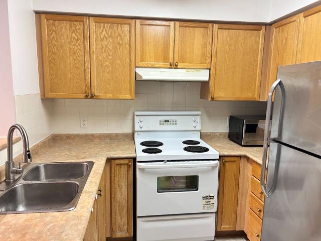 For Lease 22 Olive Avenue Unit# Lph10, Toronto, Ontario